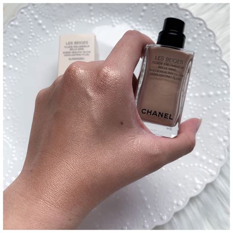 les beiges highlighting fluid chanel